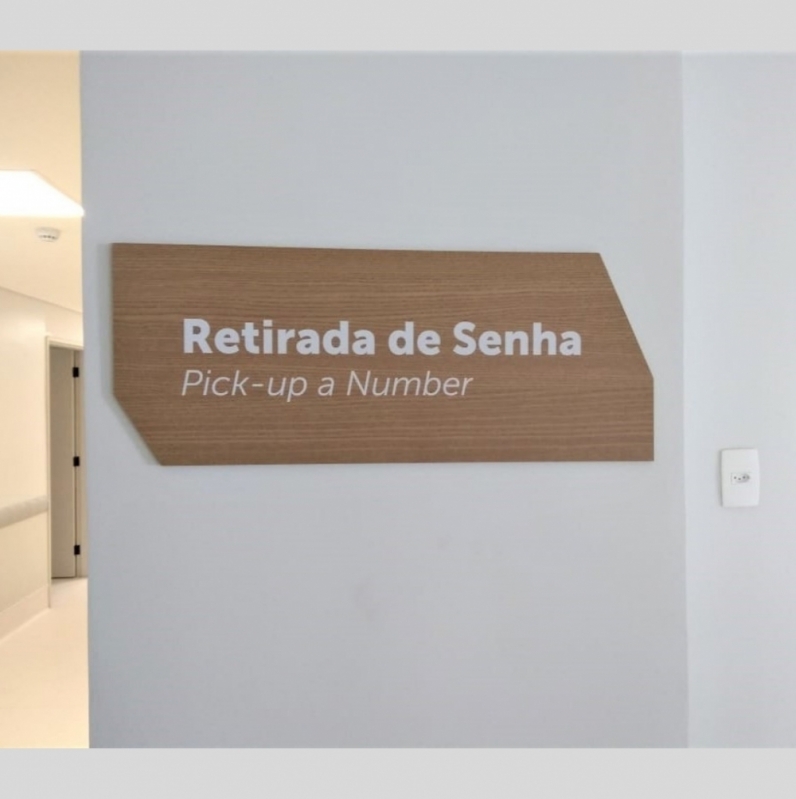 Empresa Que Faz Placas Sinalizadoras Hospitalares Jardim das Acácias - Placas Sinalizadoras Hospitalares